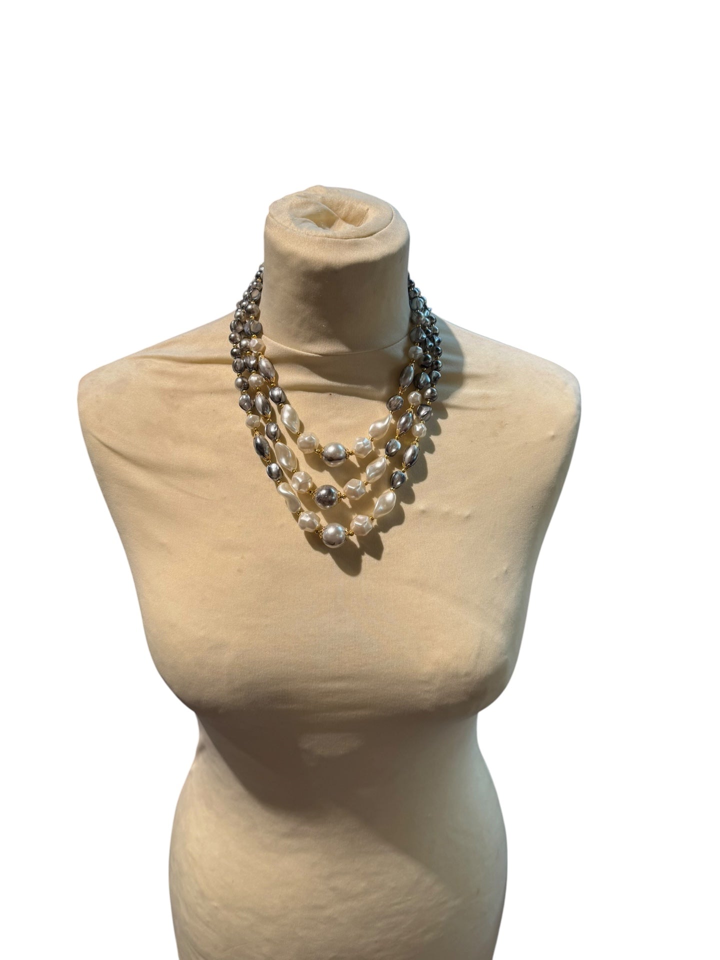 Vintage Faux Pearl Necklace