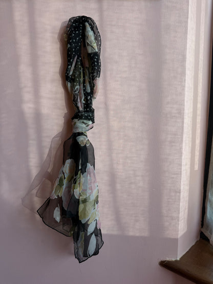 Preloved floral scarf 