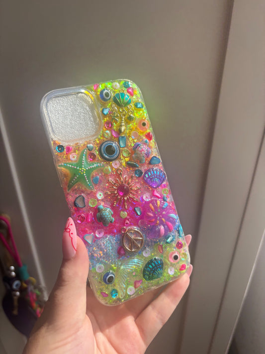 Beachy funky phone case iPhone 15
