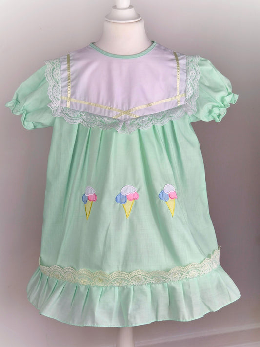 Mint "Hug me" vintage dress 5-6y