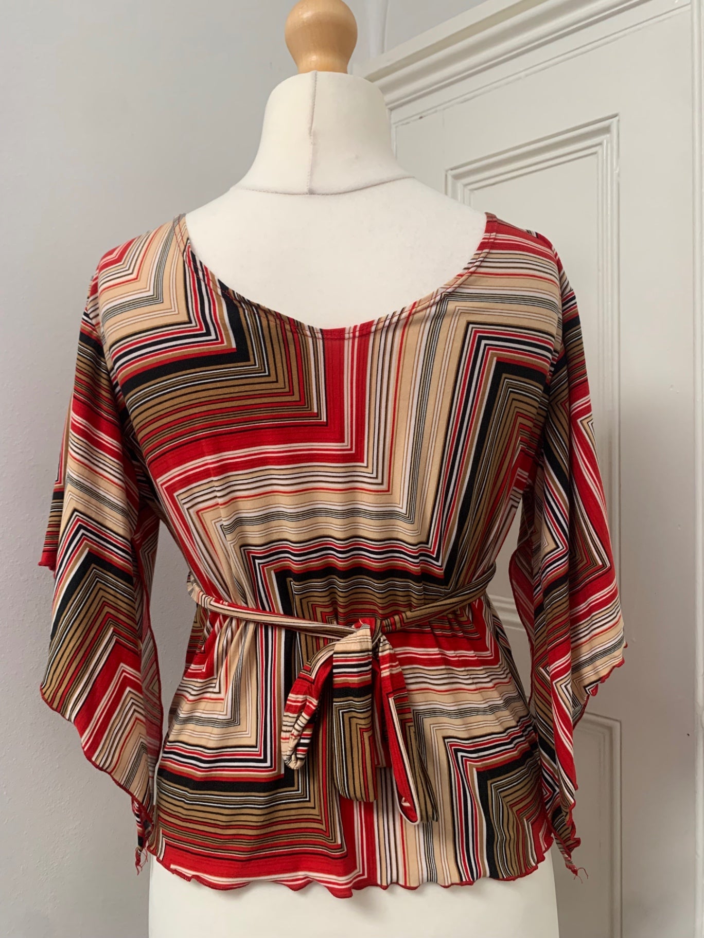 vintage diagonal print top