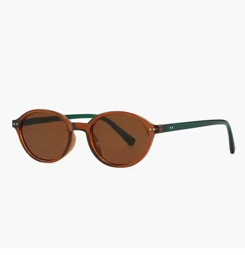 Blair Oval Sunglasses Tea Green