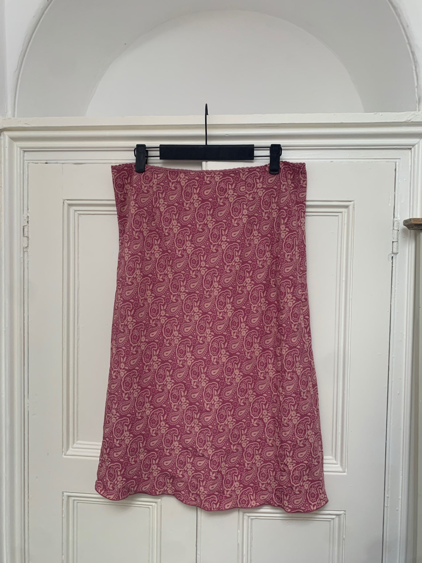 vintage pink paisley skirt 