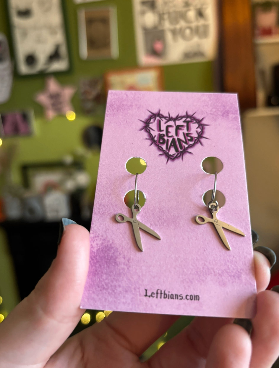 Cute and dainty scissor charm hoop earrings