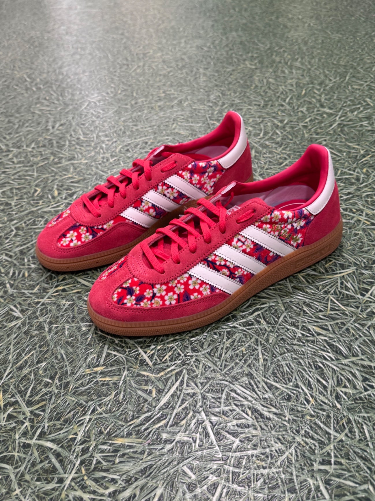 Adidas Spezial - Floral 6.5