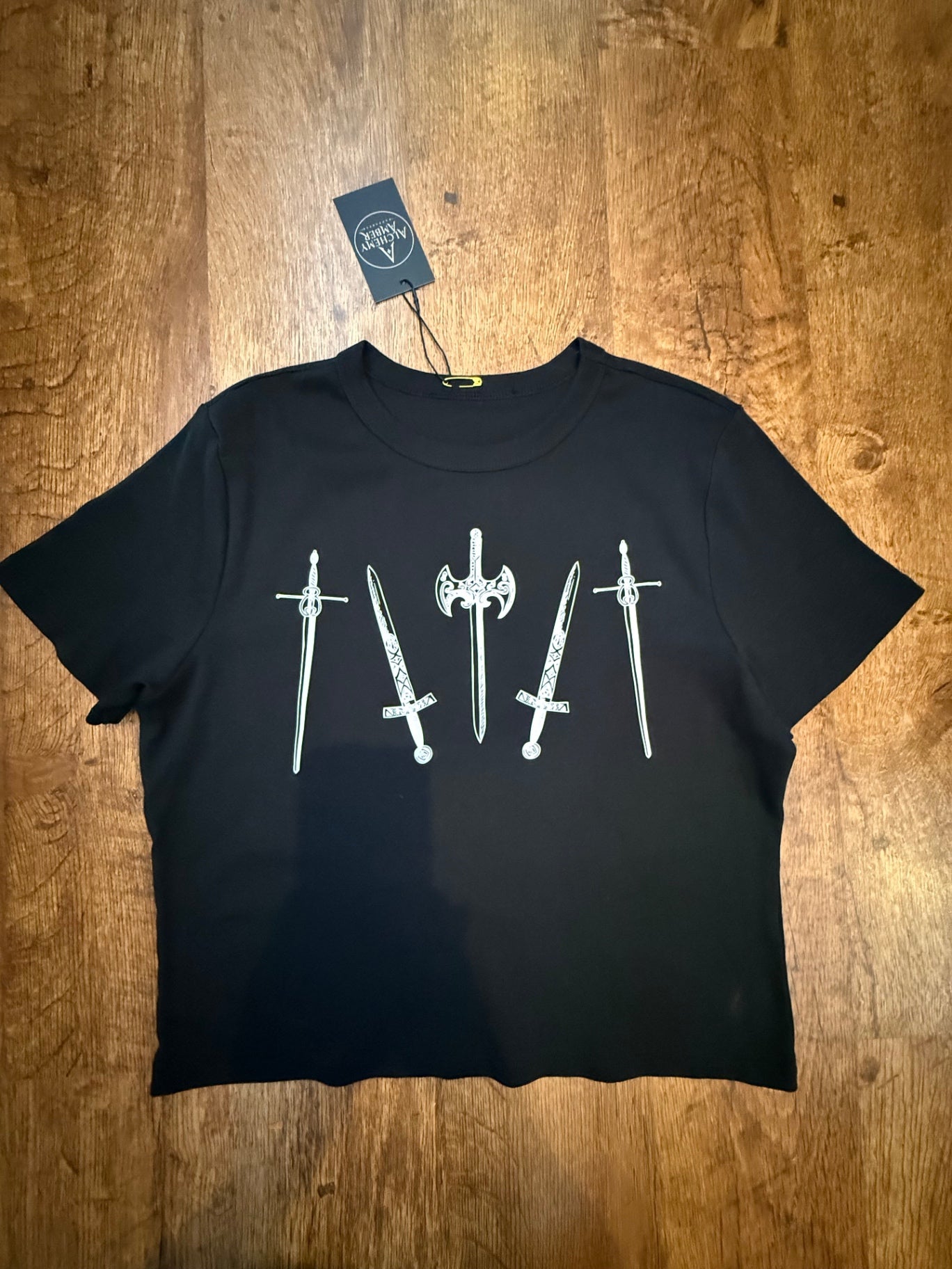 Mediaeval swords cropped T-shirt size extra large