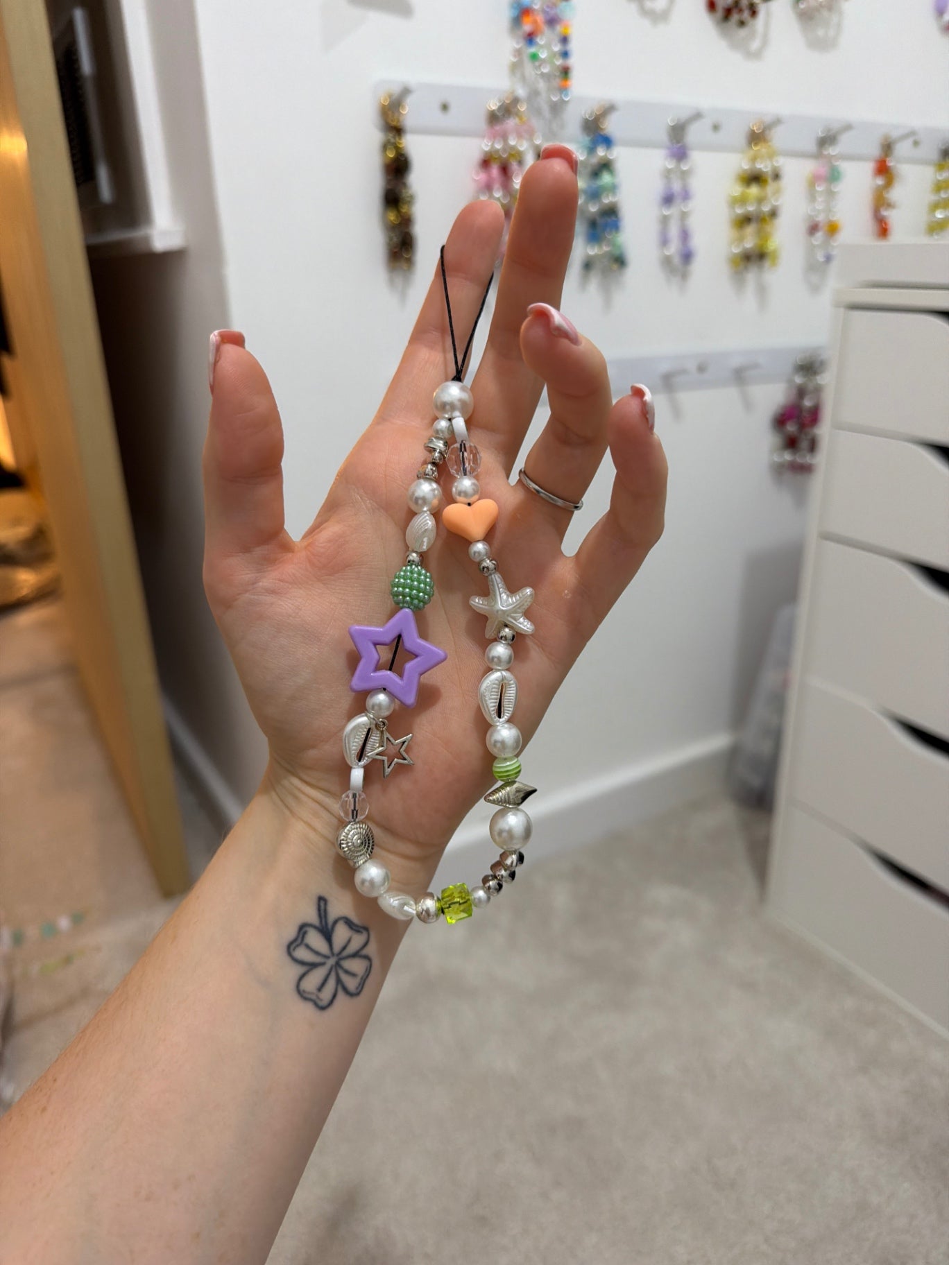 ‘Ocean candy’ phone charm