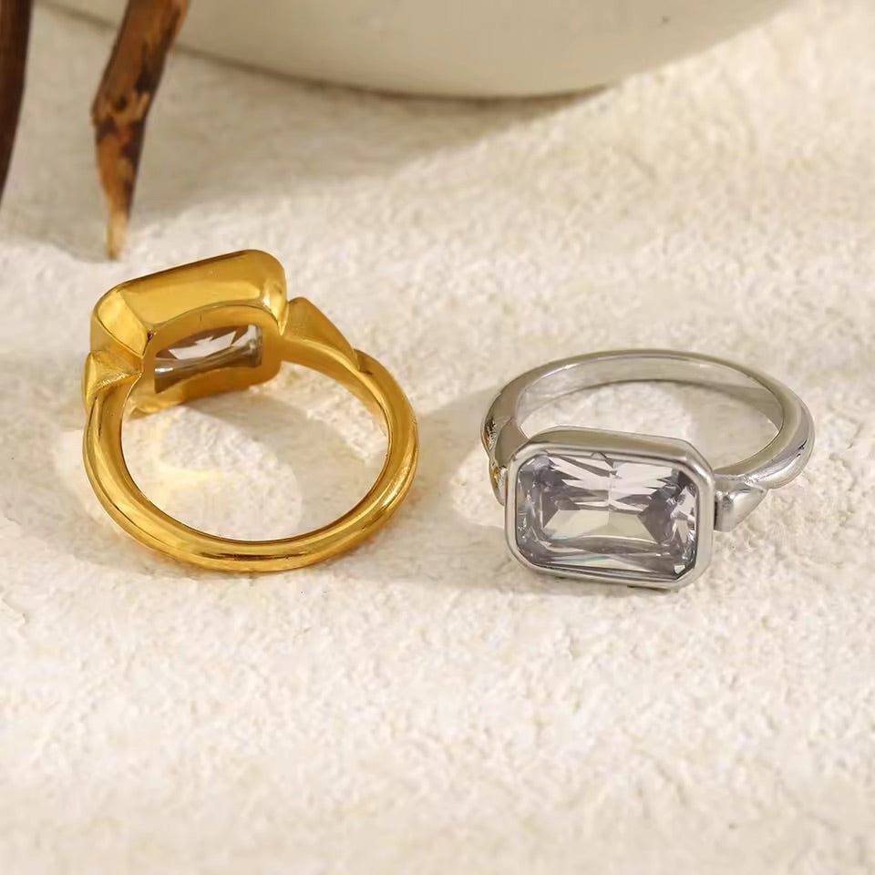 The Icon Ring Silver S8