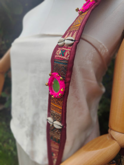 Es Vedra handbag/ crossbody bag - comes with two straps
