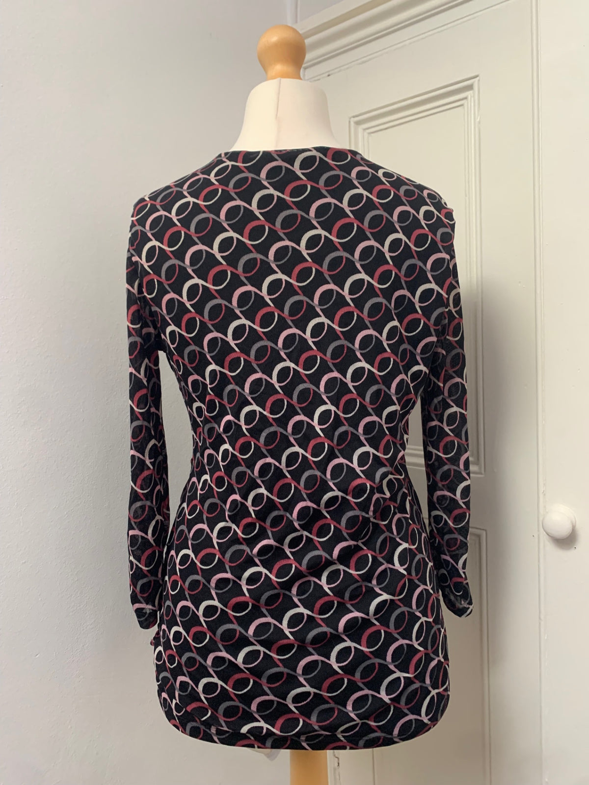 vintage geometric v-neck top 