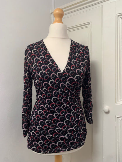 vintage geometric v-neck top 