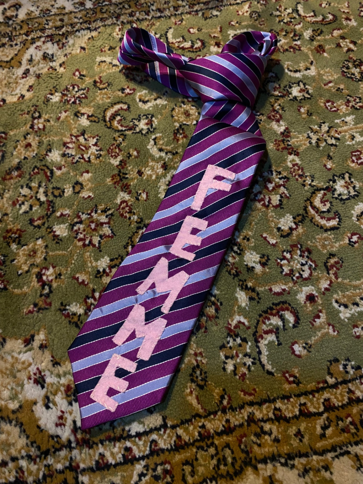 STRIPY FEMME Up-cycled tie