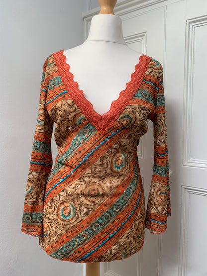 vintage v-neck orange & blue top 