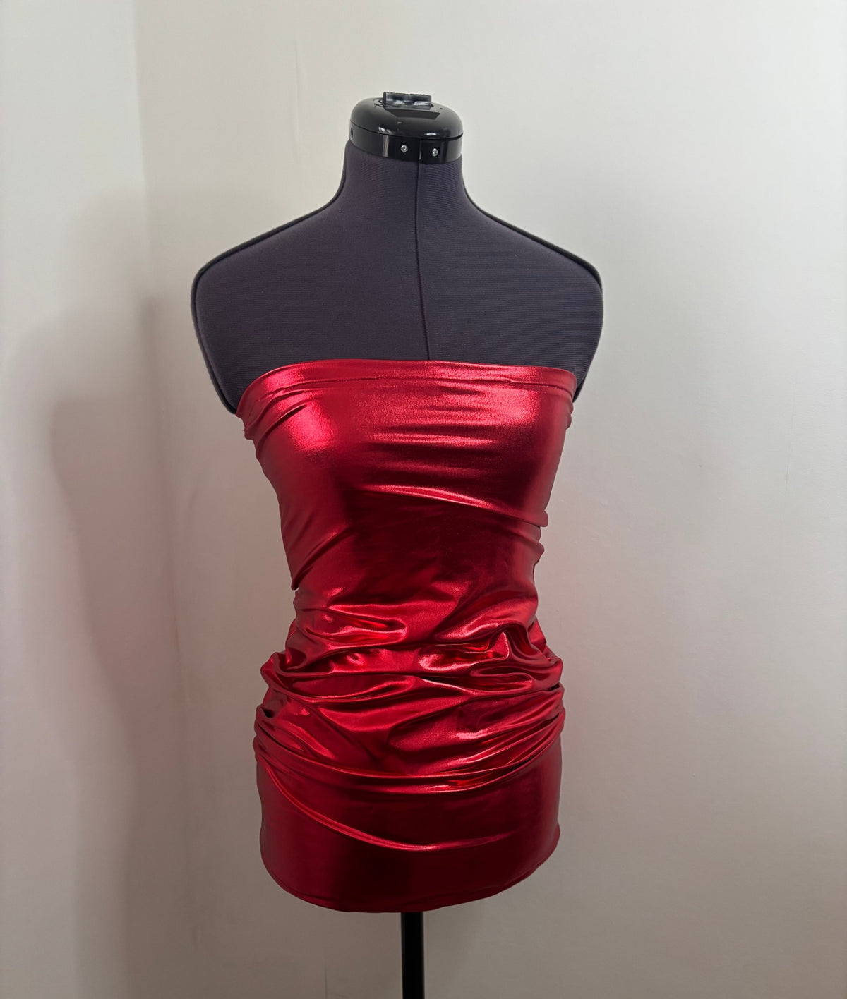 Sparkle red mini strapless dress
